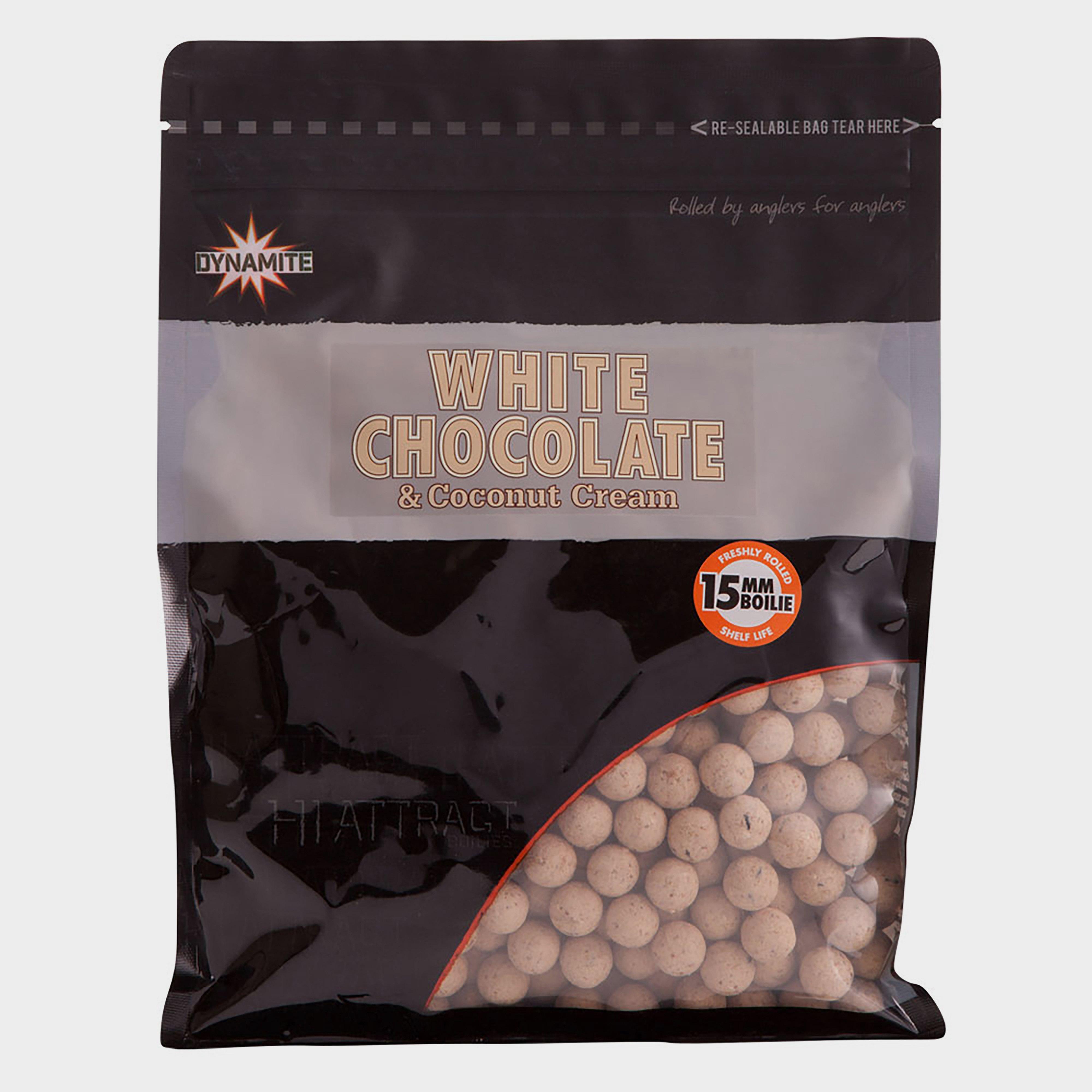 Dynamite White Chocolate Boilies 15mm  White