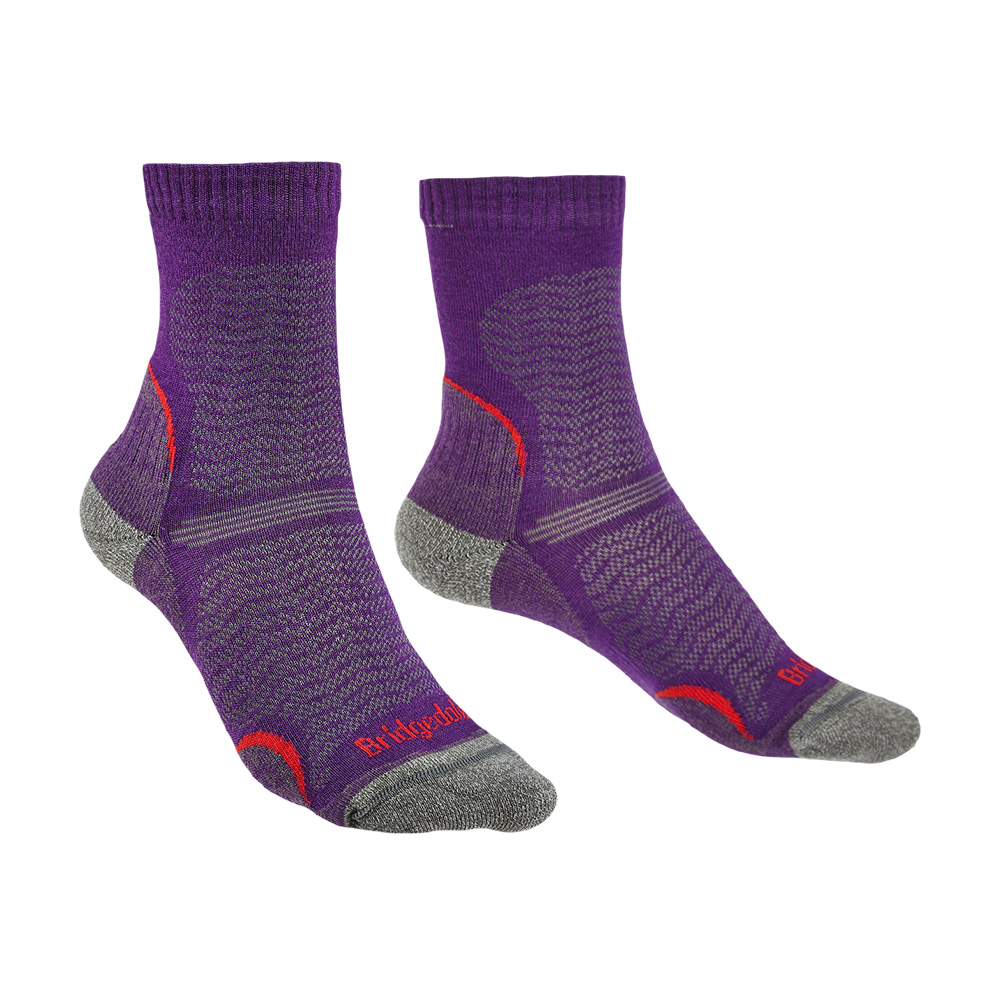 Bridgedale Womens Hike Ultra Light T2 Merino Endurance Crew Socks-purple-3 - 4.5