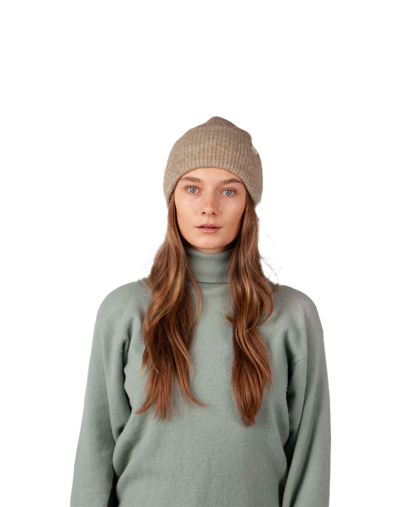 Kylar Beanie In Taupe