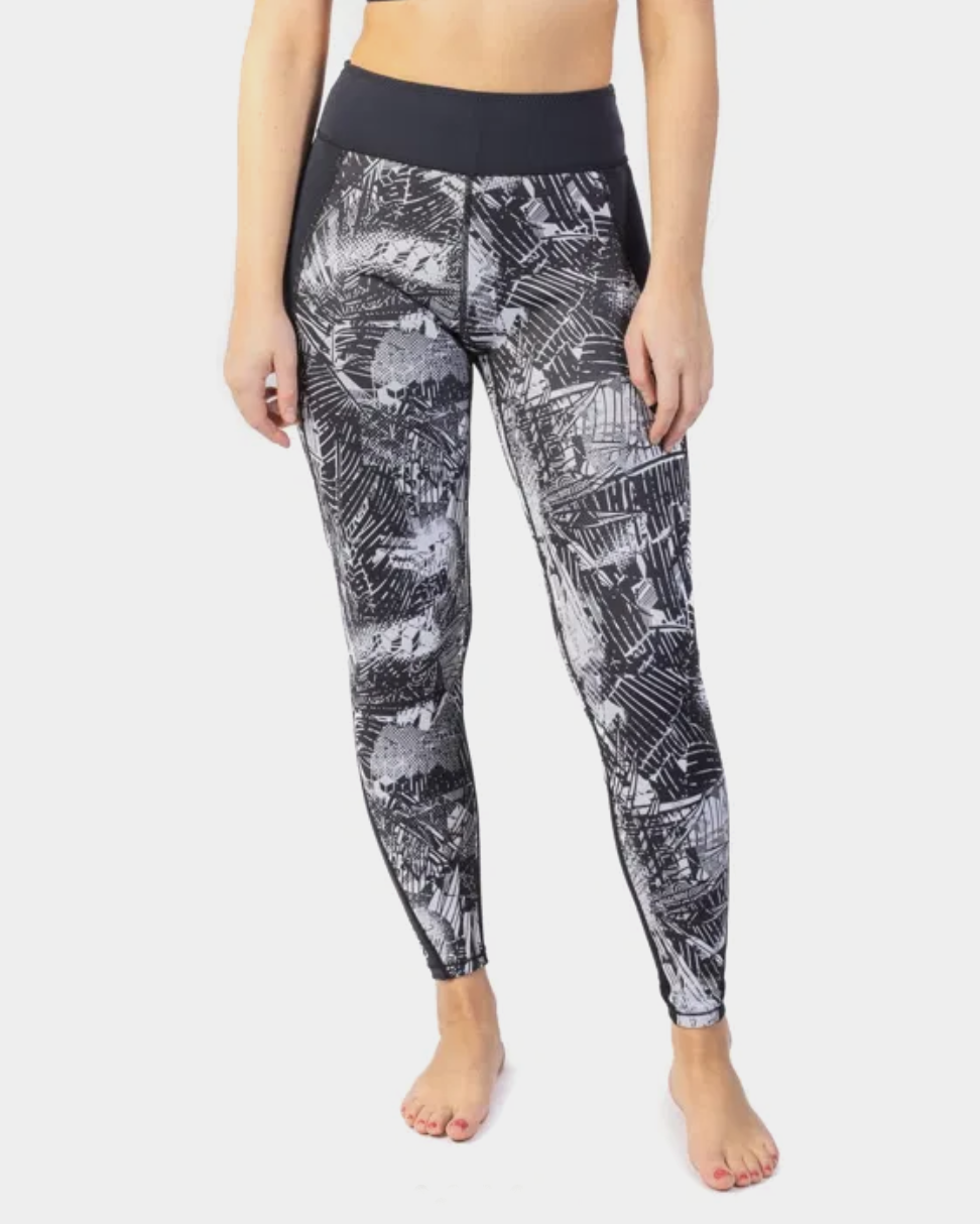 Luna 7 Leggings In Broken PalmandBlack